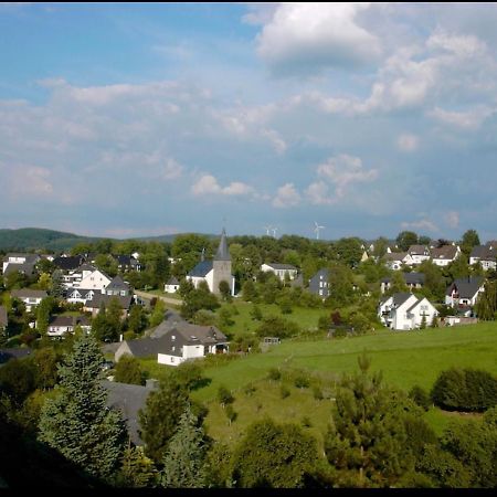 Ferienwohnung & Zimmer Olpe bei Meschede Zewnętrze zdjęcie